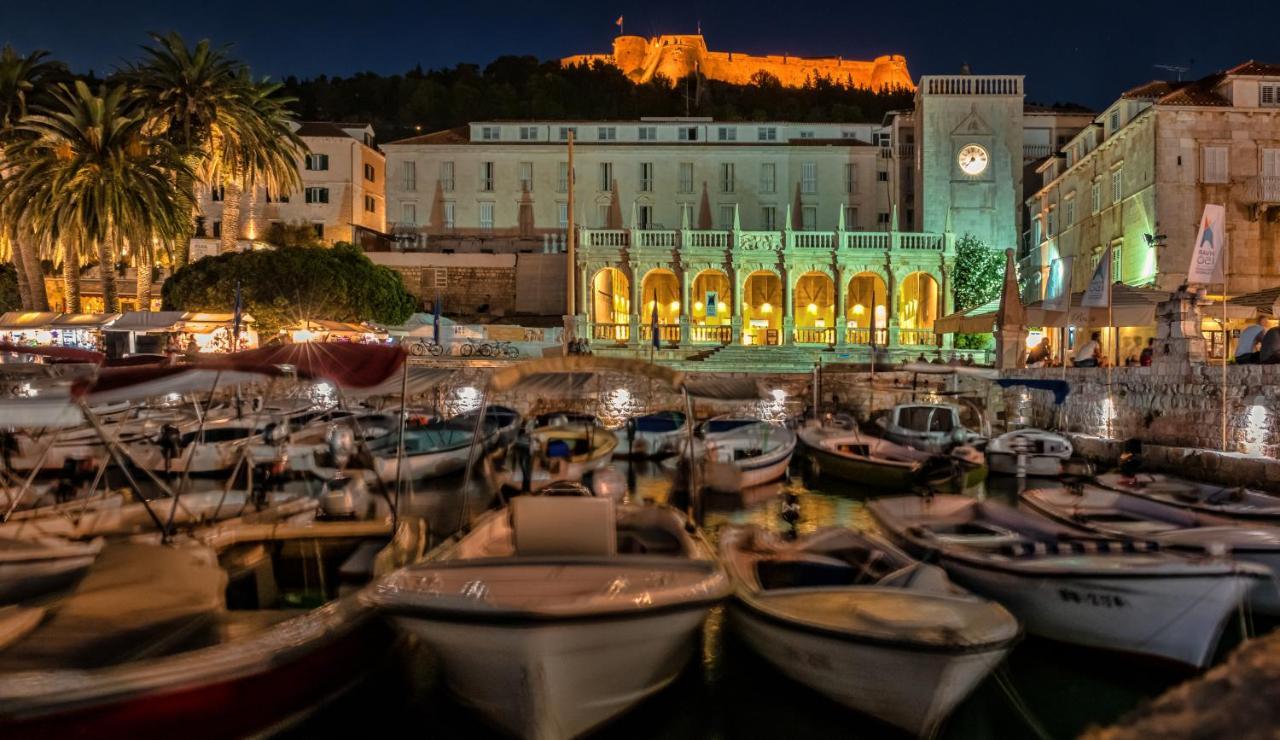 Ivkolina Hotel Hvar Town Luaran gambar