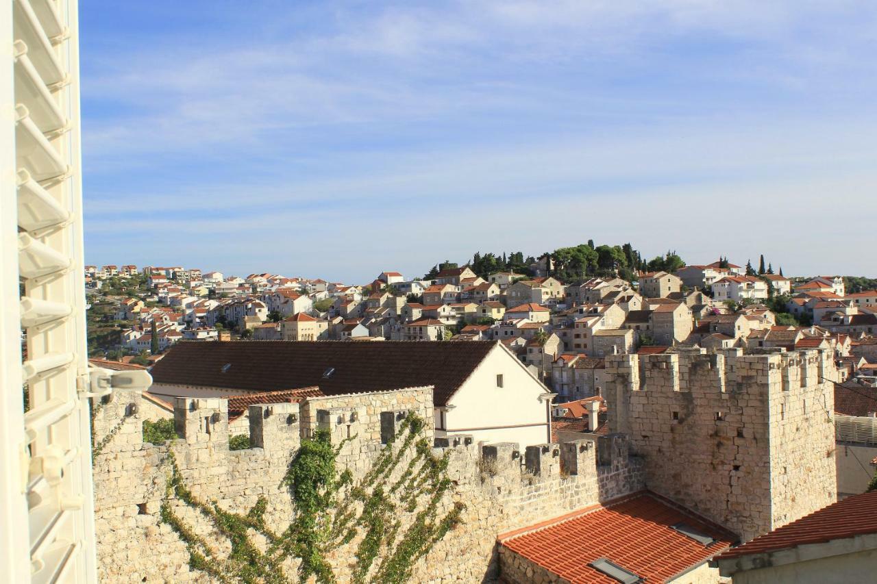 Ivkolina Hotel Hvar Town Luaran gambar