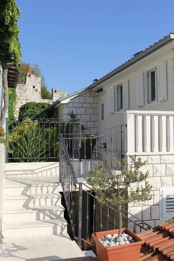 Ivkolina Hotel Hvar Town Luaran gambar