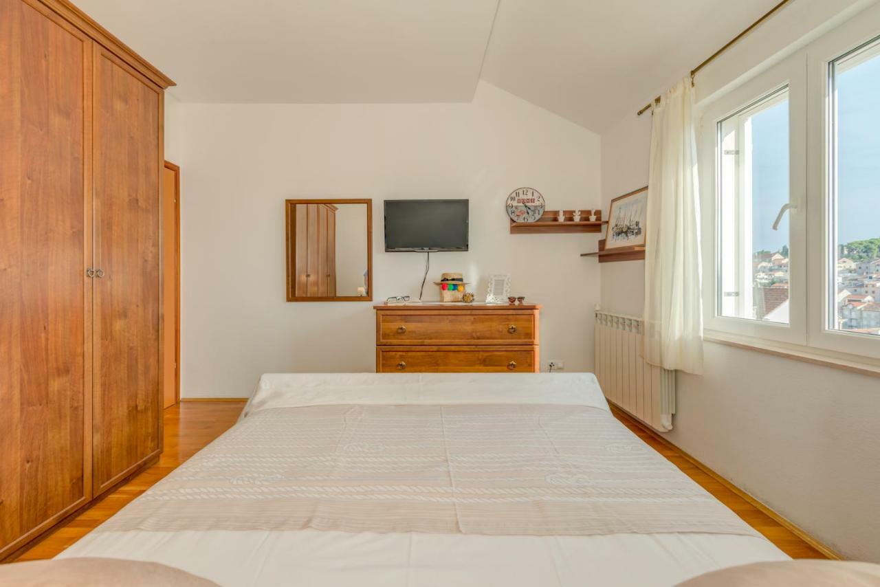 Ivkolina Hotel Hvar Town Luaran gambar