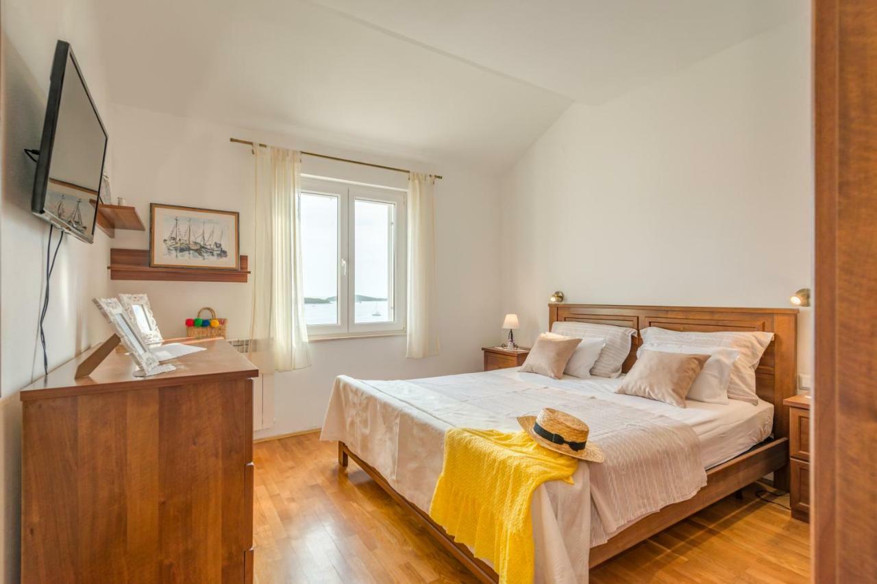 Ivkolina Hotel Hvar Town Luaran gambar