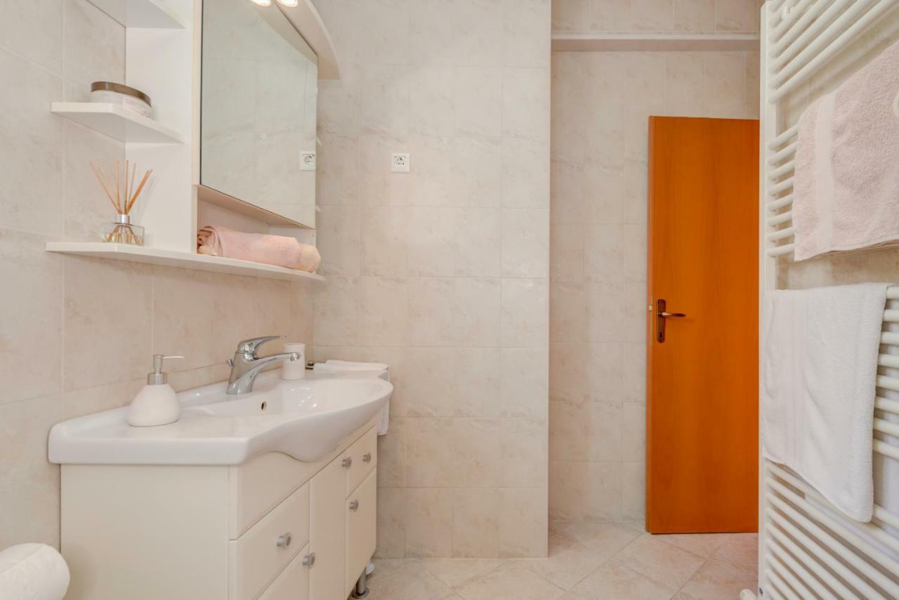 Ivkolina Hotel Hvar Town Luaran gambar